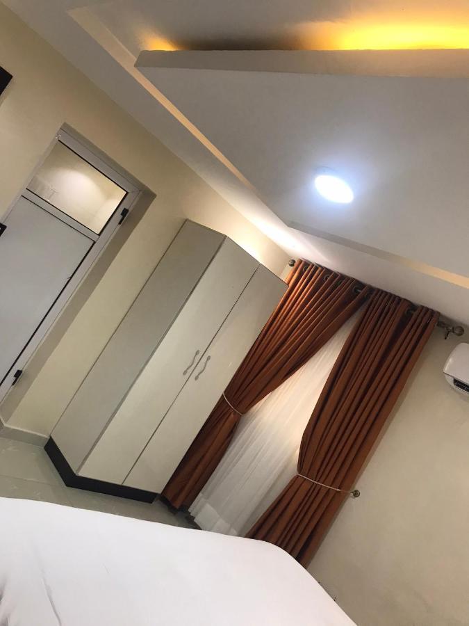 Appleville Suites Ikeja Exterior foto