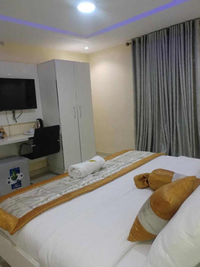 Appleville Suites Ikeja Exterior foto